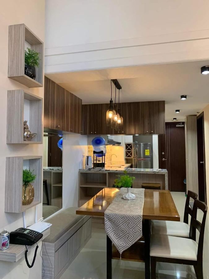 Club Ultima Residences Unit 1712 Cebu Esterno foto