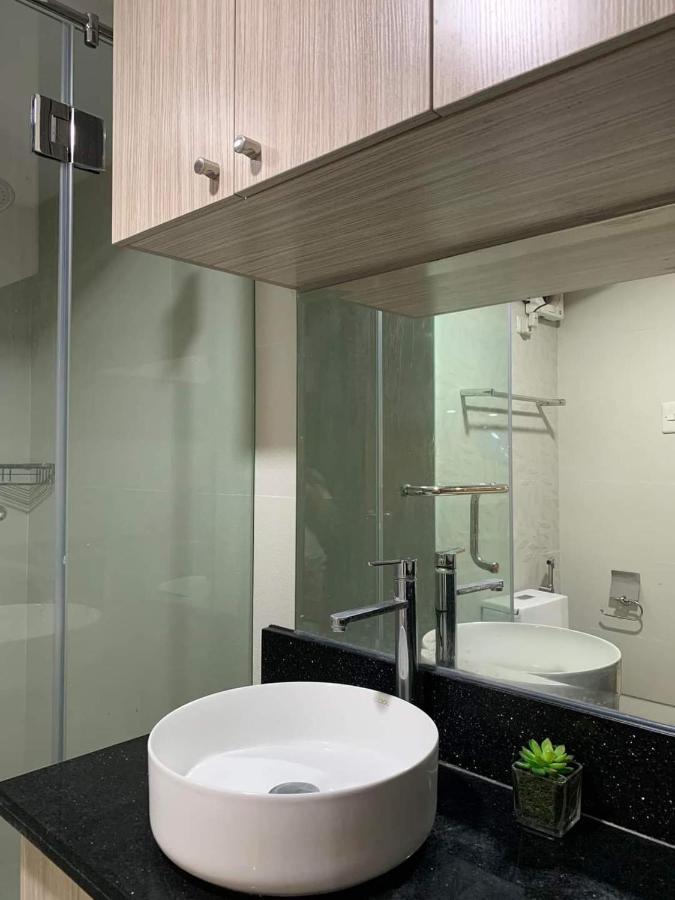 Club Ultima Residences Unit 1712 Cebu Esterno foto